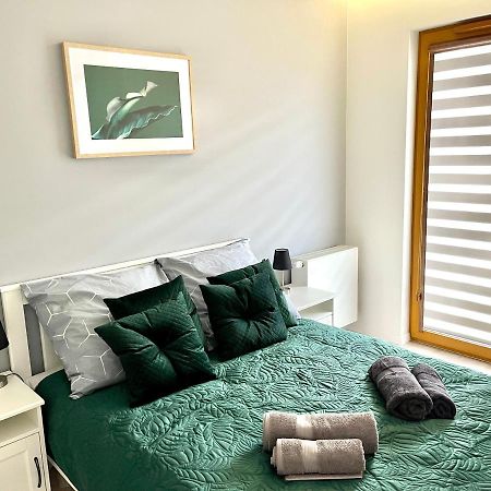 Modern Green Apartment クラクフ エクステリア 写真