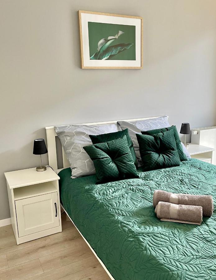 Modern Green Apartment クラクフ エクステリア 写真