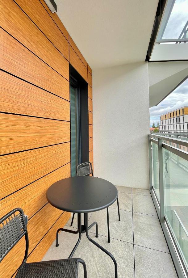 Modern Green Apartment クラクフ エクステリア 写真